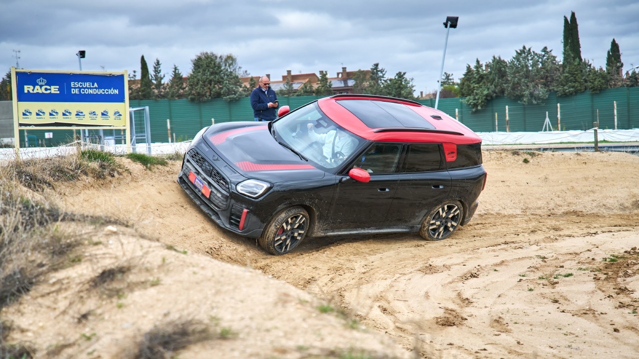 Experiencia off-road Nuevo MINI Countryman